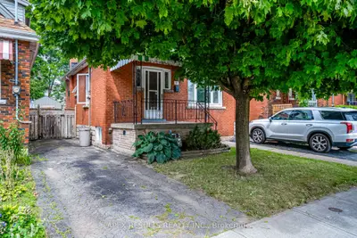 Detached in Hamilton