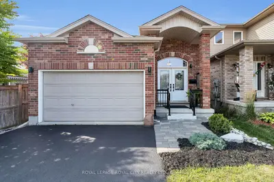 Detached in Guelph