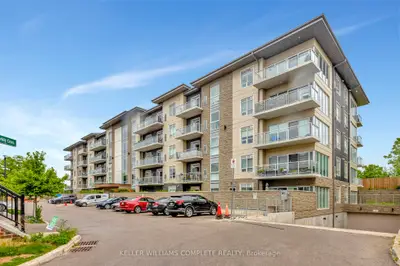Condo Apartment in Hamilton