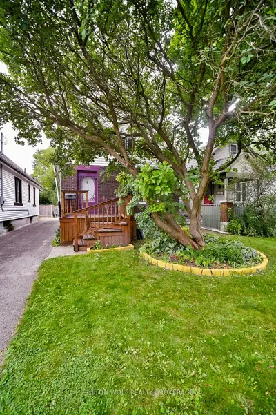 Detached in London South