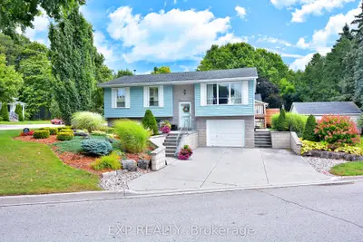 Detached in Central Huron