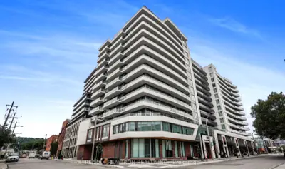 Condo Apartment in Hamilton