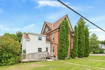Duplex in Kawartha Lakes