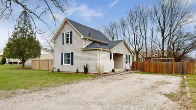 660 John Street, Strathroy-caradoc, On N0l 1w0