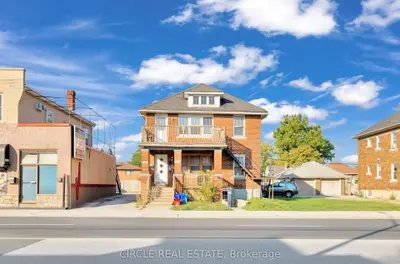 Fourplex in Windsor