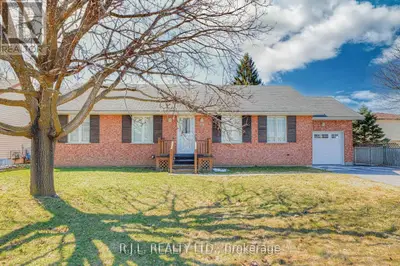127 Albert Street N, Kawartha Lakes, On K9v 5t1