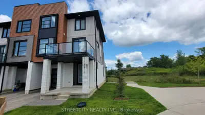 930 West Village Square, London North, On N6h 0j7