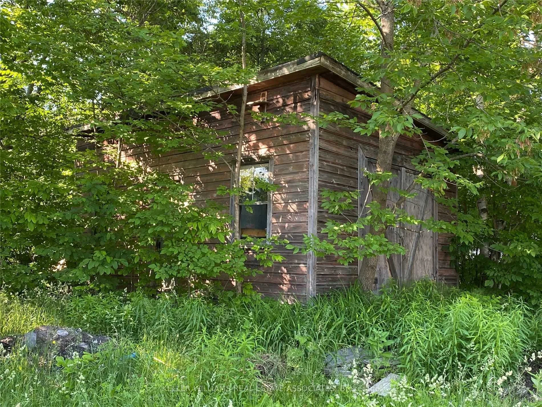 3172 Muskoka Road, Muskoka Lakes, ON P1P 1R2