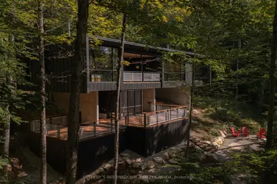 Detached in Algonquin Highlands