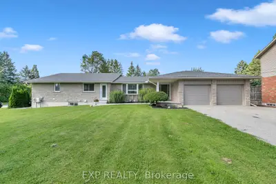 Detached in Centre Wellington