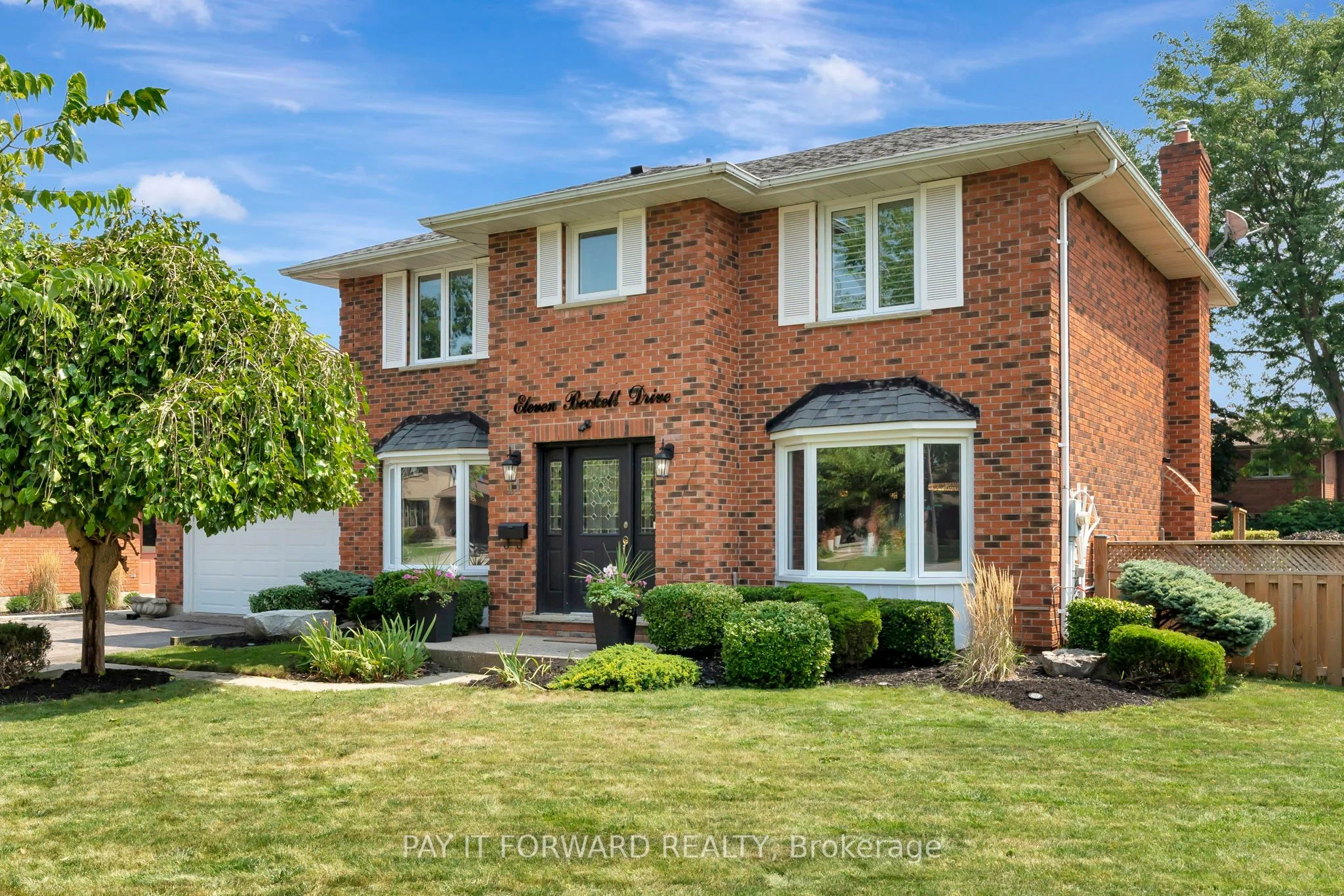 11 Beckett Drive, Brantford, On N3t 6e4