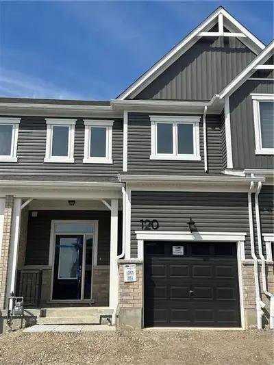 Att/Row/Townhouse in Kitchener