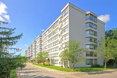 Condo Apartment in London North