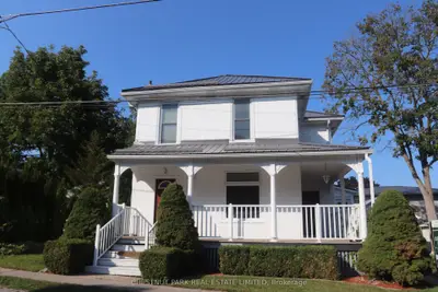 3 Bockus Street, Prince Edward County, On K0k 2t0