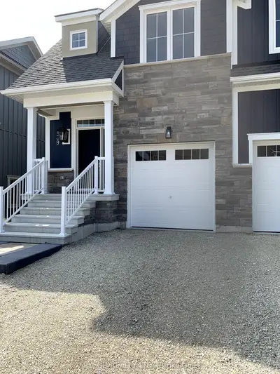 Semi-Detached in Blue Mountains