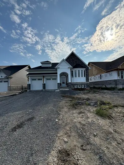 Detached in Loyalist