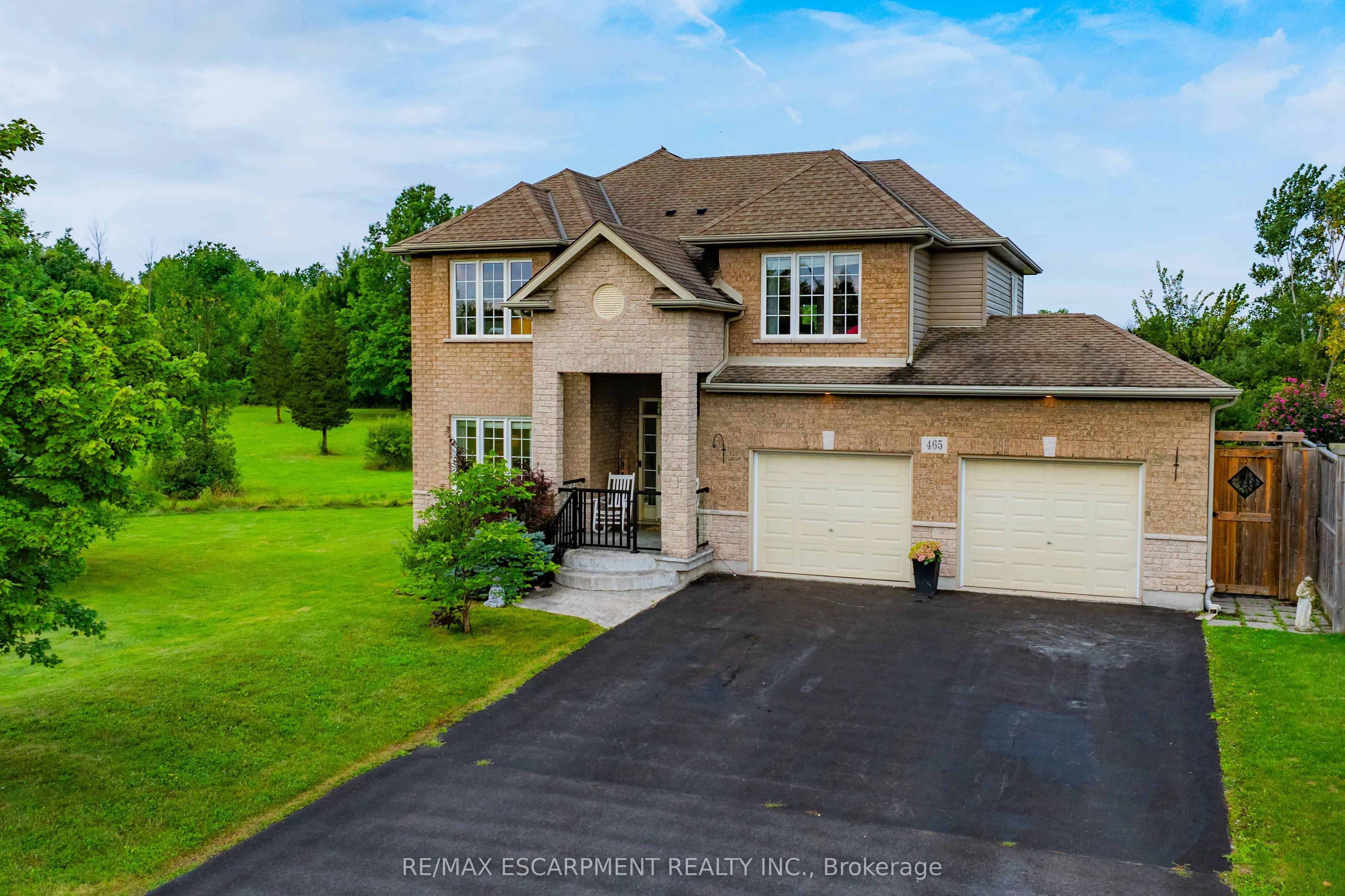 Detached in Fort Erie