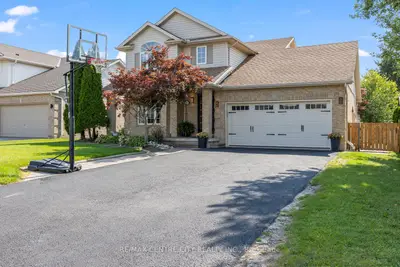 56 Mapleridge Crescent, Thames Centre, On N0l 1g3