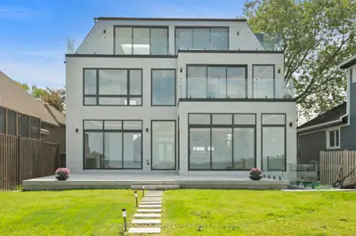 Detached in Hamilton