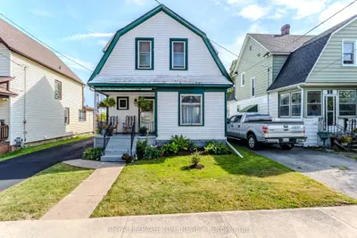 Detached in Fort Erie