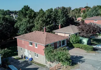 Duplex in Greater Sudbury