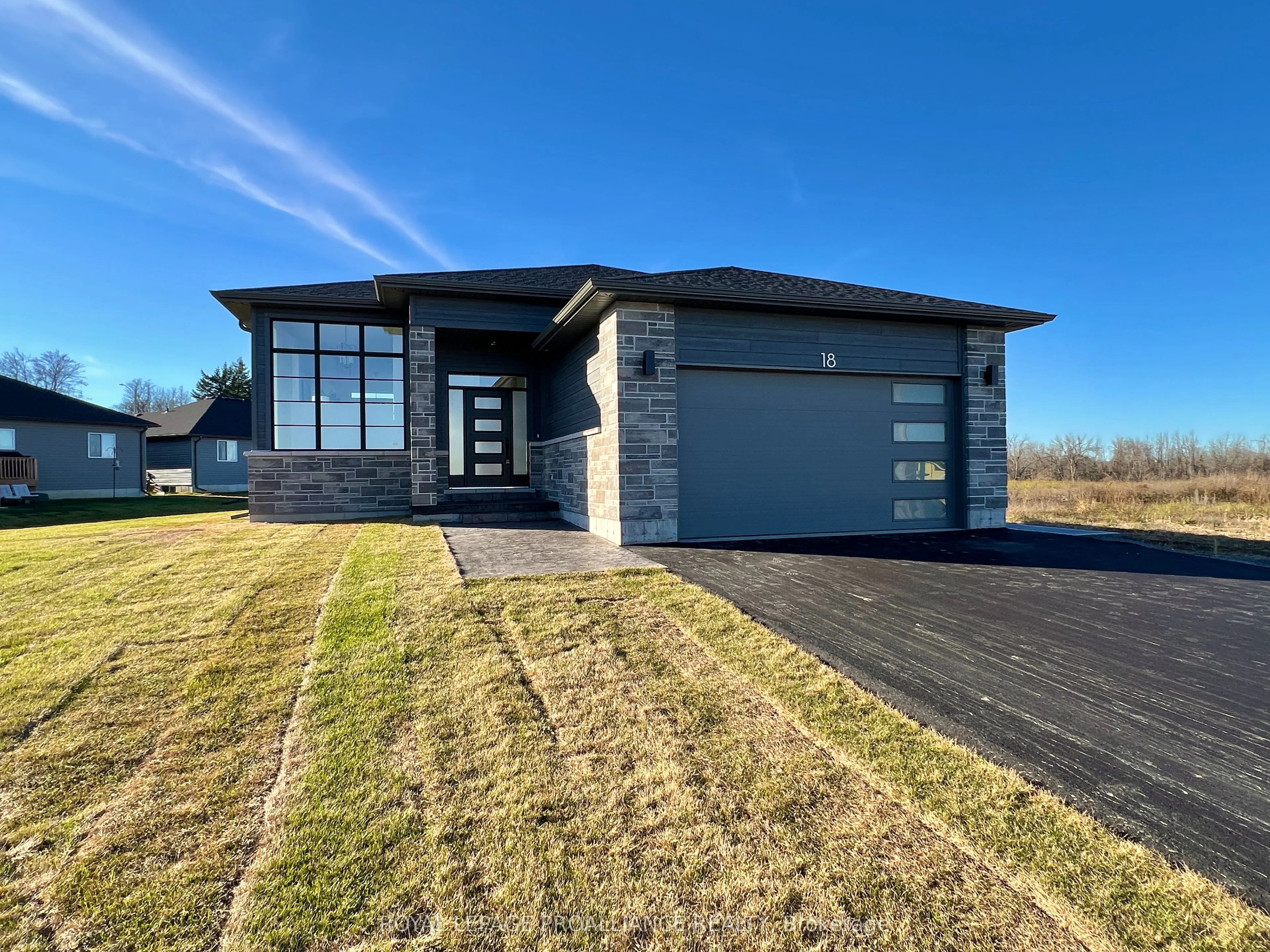 18 Horton Court, Belleville, On K8p 0h7