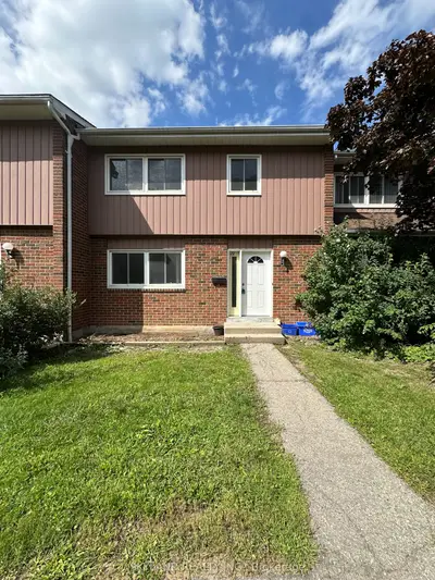 Condo Townhouse in Waterloo