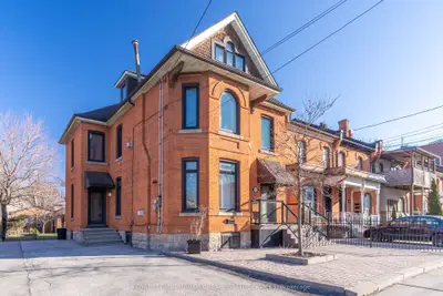 Detached in Hamilton