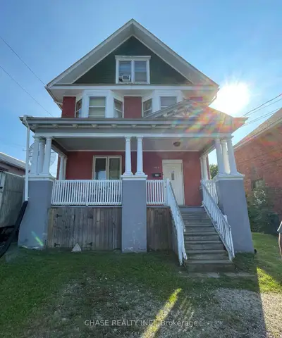 Fourplex in North Bay
