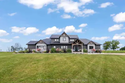 Detached in Melancthon