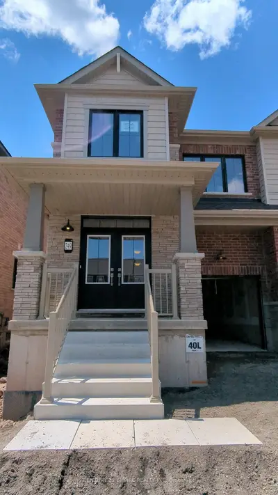 Semi-Detached in Welland