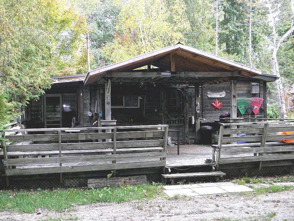 6175 Hobbs Road, Lambton Shores, On N0n 1j1