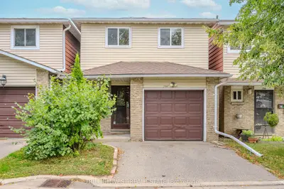 Condo Townhouse in Waterloo