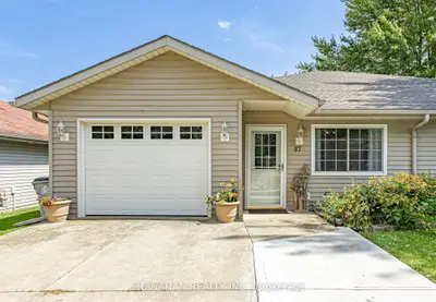 Semi-Detached in Warwick
