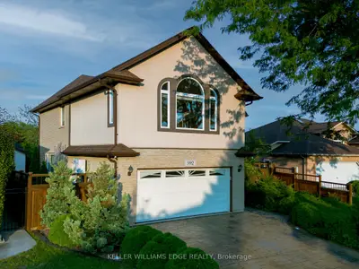 Detached in Windsor