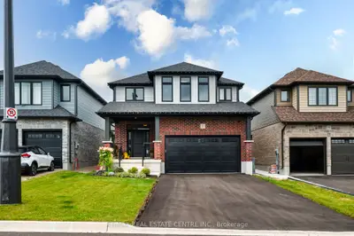 Detached in East Luther Grand Valley