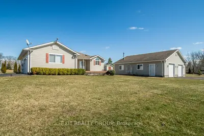Detached in Quinte West
