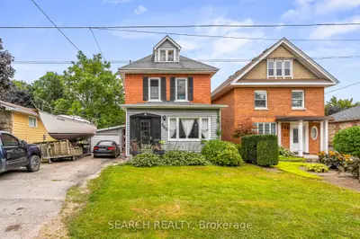 Detached in Owen Sound