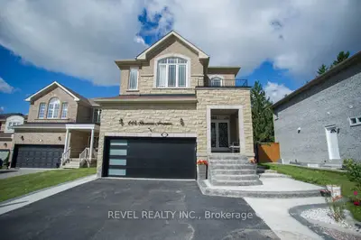 Detached in Brantford