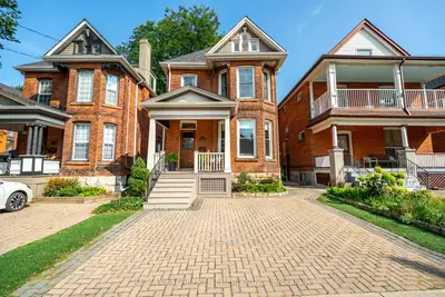 Detached in Hamilton