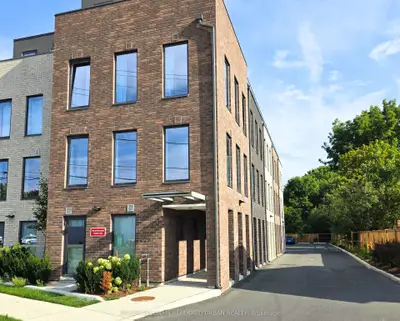 Condo Apartment in Cobourg