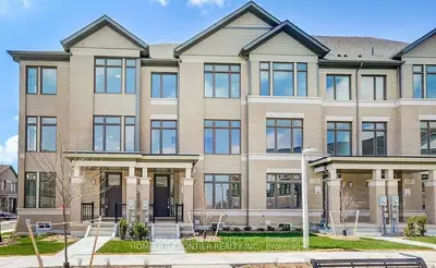 Att/Row/Townhouse in Hamilton