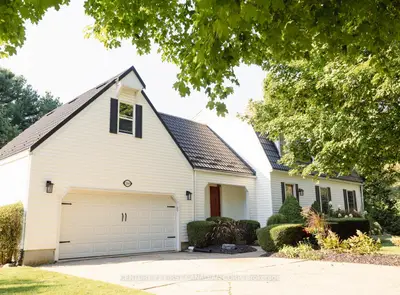 Detached in Southwest Middlesex