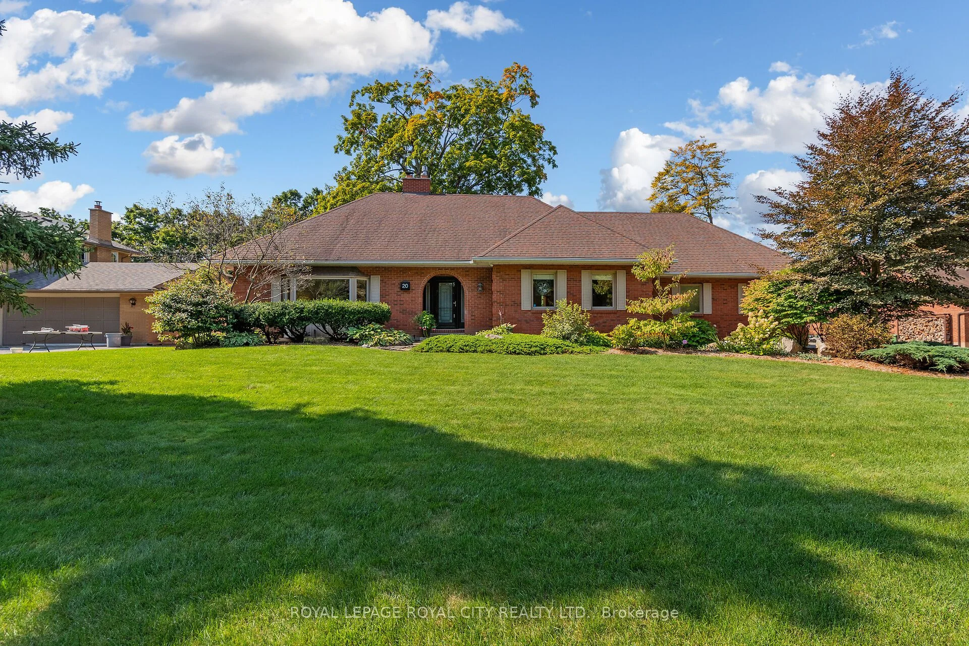 20 Wildan Drive, Hamilton, On L8n 2z7