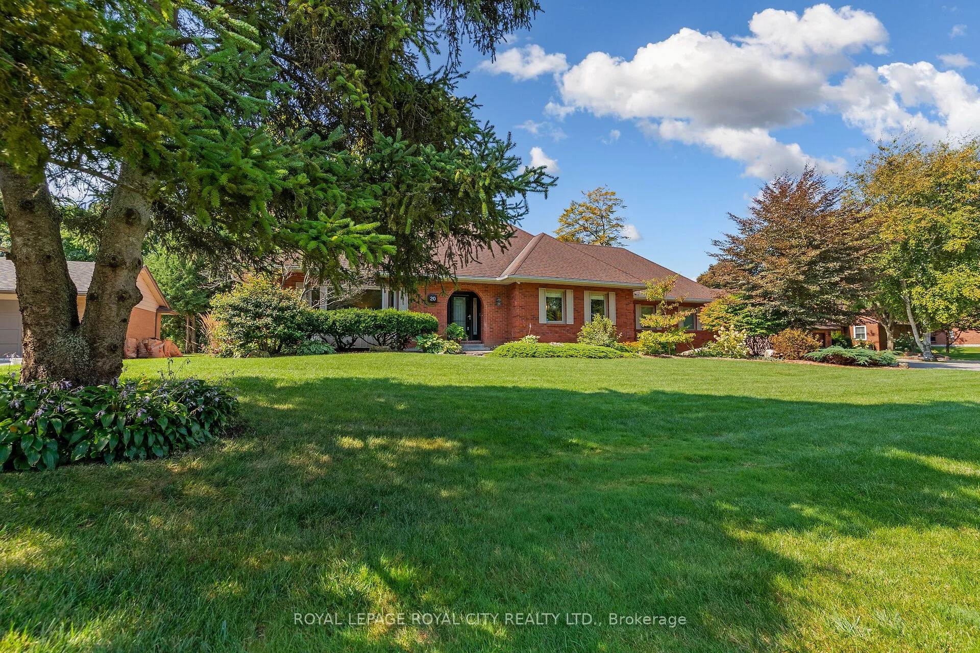 20 Wildan Drive, Hamilton, On L8n 2z7
