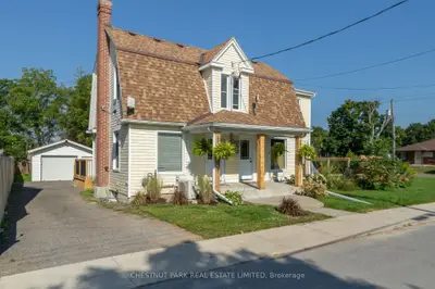 Semi-Detached in Prince Edward County