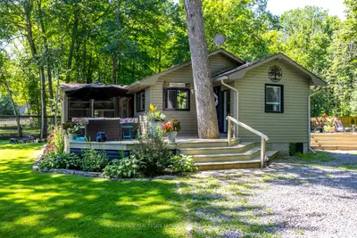 Detached in Trent Lakes