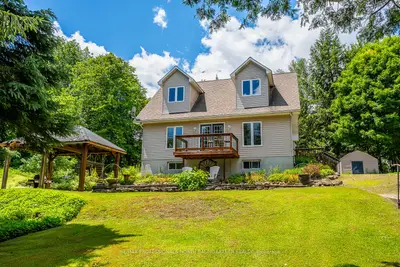 Detached in Algonquin Highlands