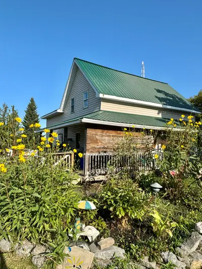 Detached in Prince Edward County