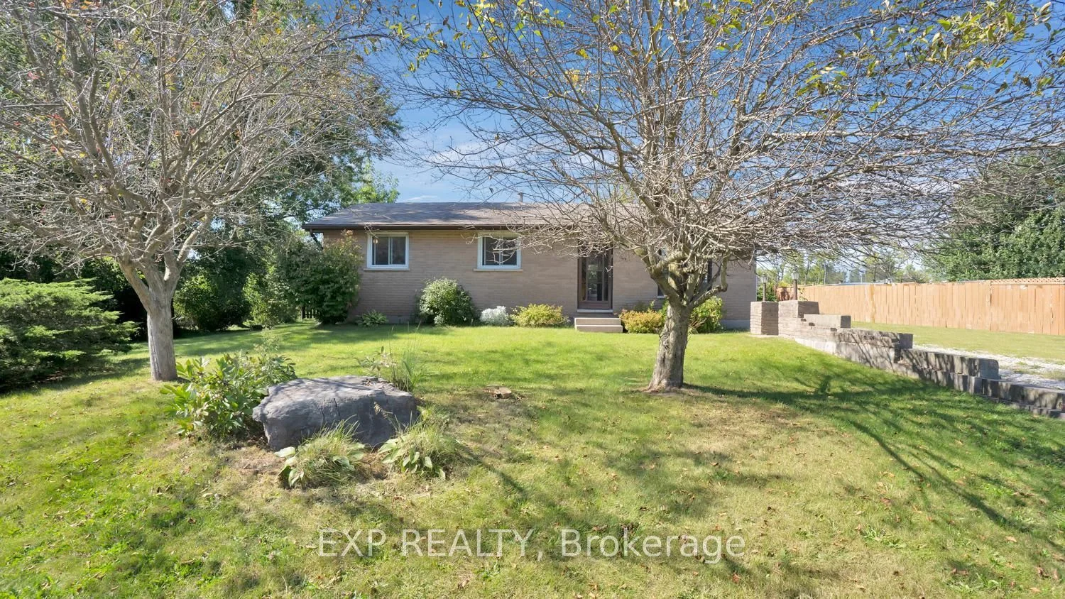 Detached in Middlesex Centre